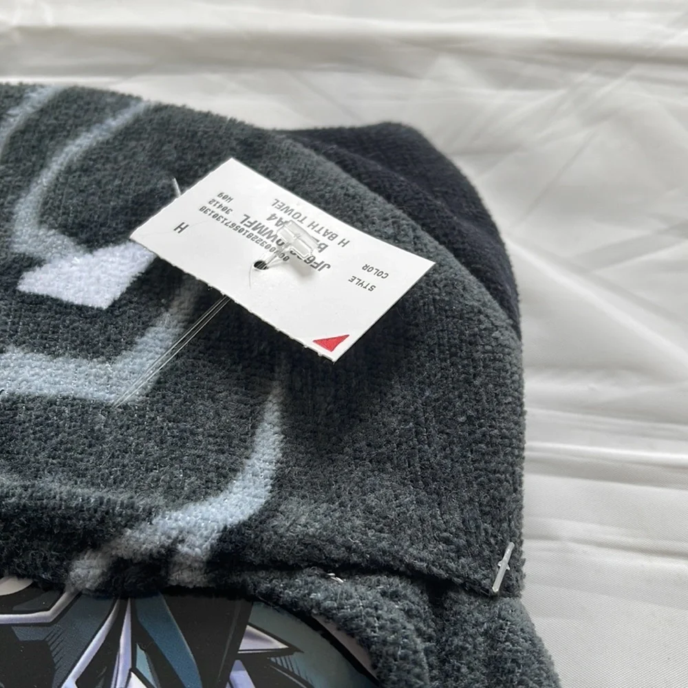 Marvel Avengers Black Panther kids hooded towel NWT